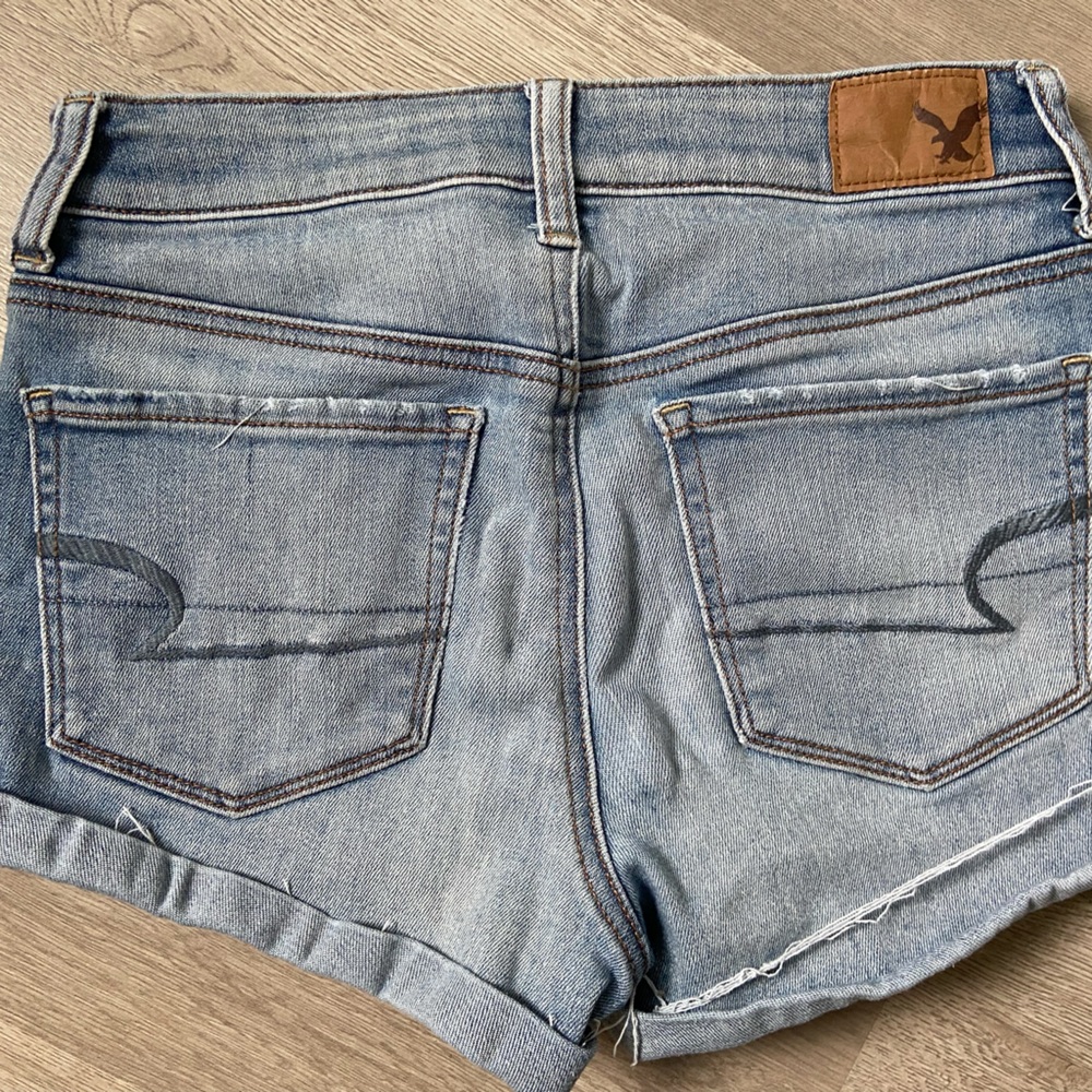 American Eagle women’s shorts - Picture 3 of 6